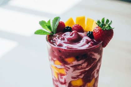 Blend Wellness: Top Healthy Fruit Smoothie Recipes to Try