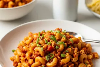 Hearty Vegan Chili Mac and Cheese: Comfort Food Reinvented