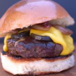 Crafting the Perfect Homemade Cheeseburger: A Tasty Guide