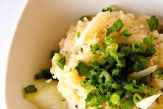 Zesty Keto Lemon-Garlic Cauliflower Rice: Flavor Meets Health